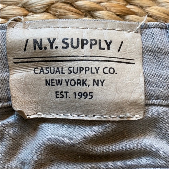 H&M Grey Shorts sz 4/5T - Picture 3 of 8